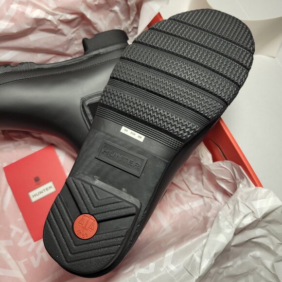 Hunter Women's Original Chelsea Boots in Black - Picture 2 of 9